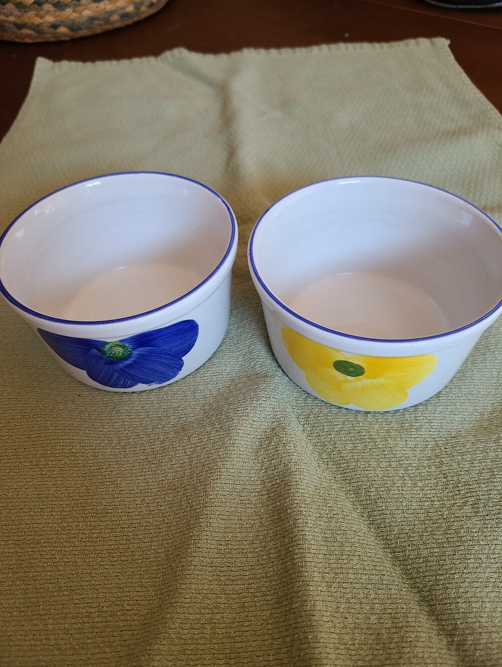 Vintage Maxam Italian Daisy Ramekins Portugal - Blue & Yellow - Set of 2